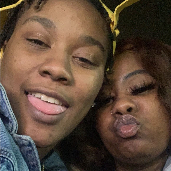 Meet your Posher, Neshiaa - Picture 1 of 1